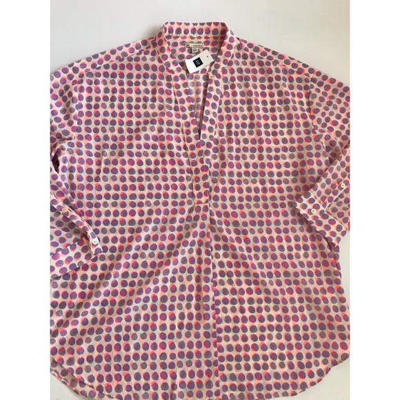 GAP Women’s Button Down Top    Medium - Picture 4 of 6
